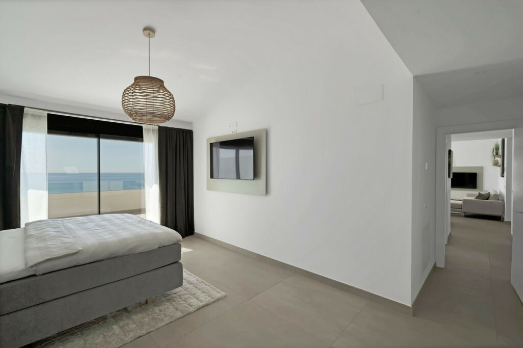 Penthouse Fuengirola Málaga - image 14