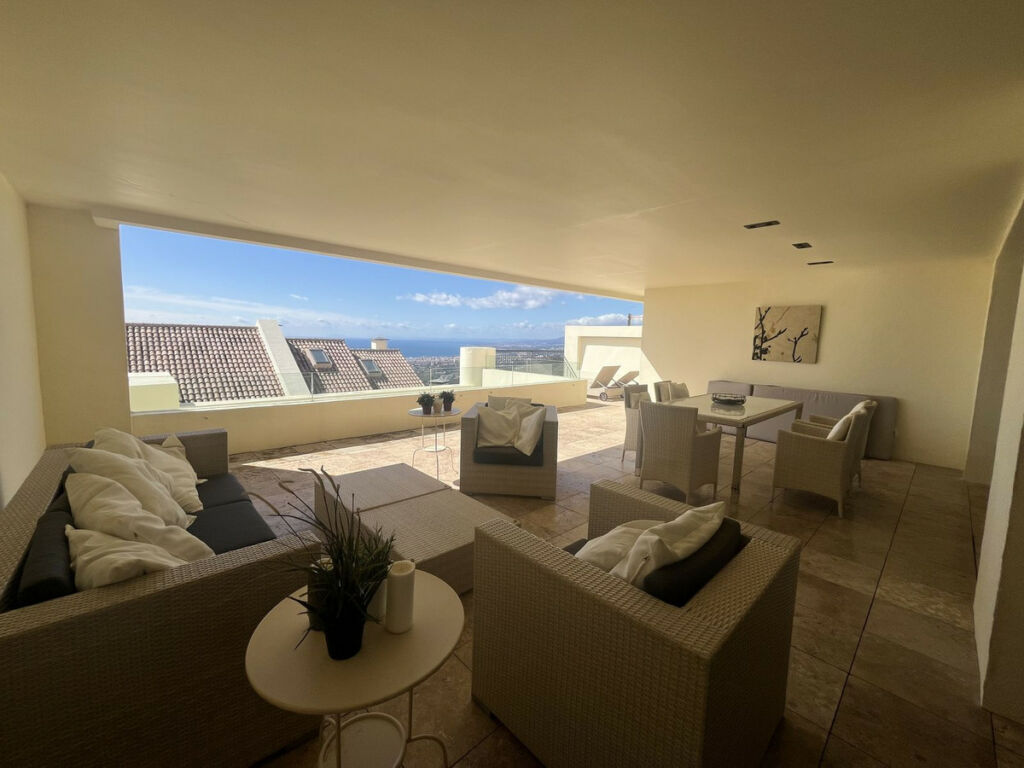 Middle Floor Apartment Altos de los Monteros Málaga - image 14