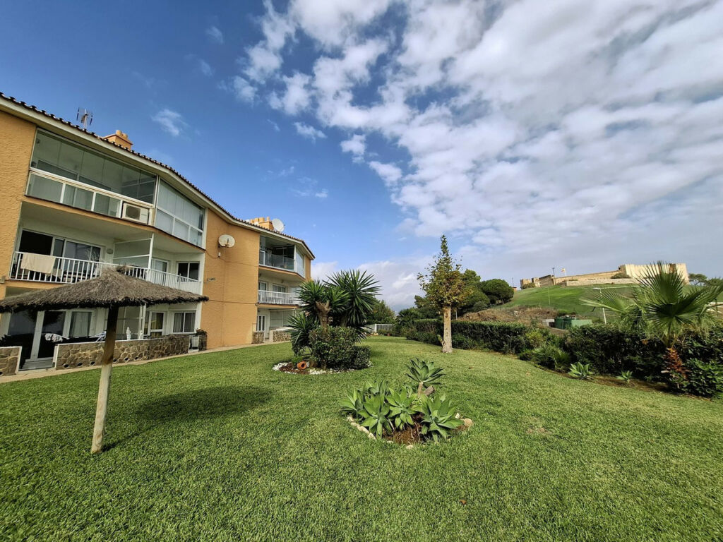 Top Floor Apartment Fuengirola Málaga - image 14