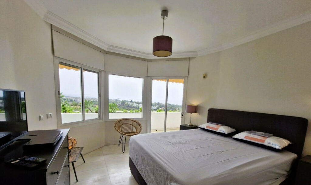 Penthouse The Golden Mile Málaga - image 14