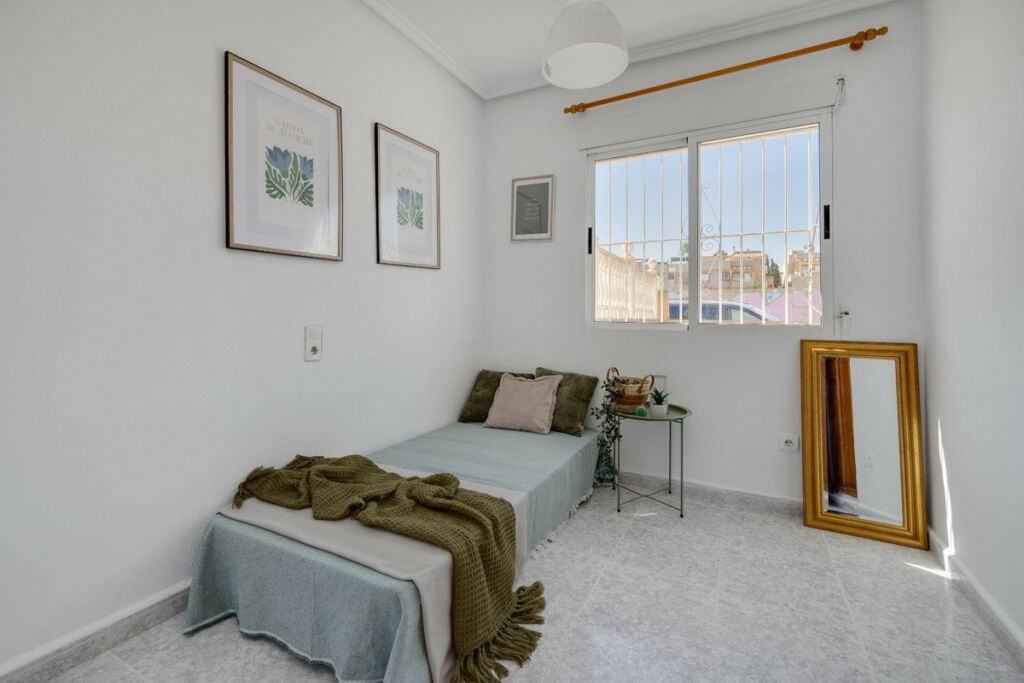 Bungalow Torrevieja Alicante - image 14
