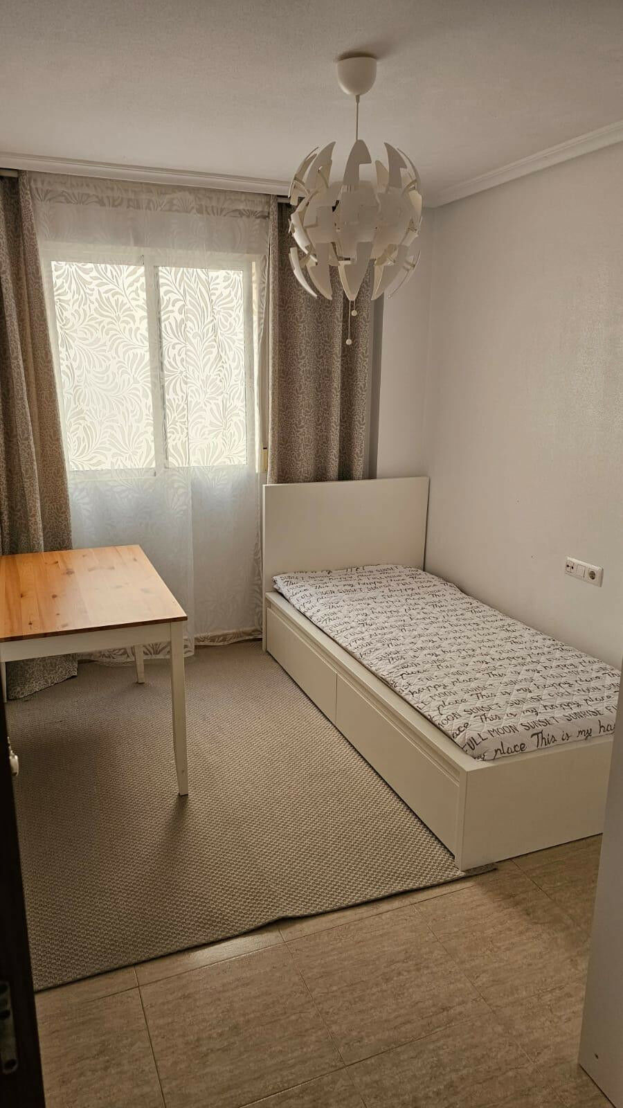 Middle Floor Apartment Torrevieja Alicante - image 14