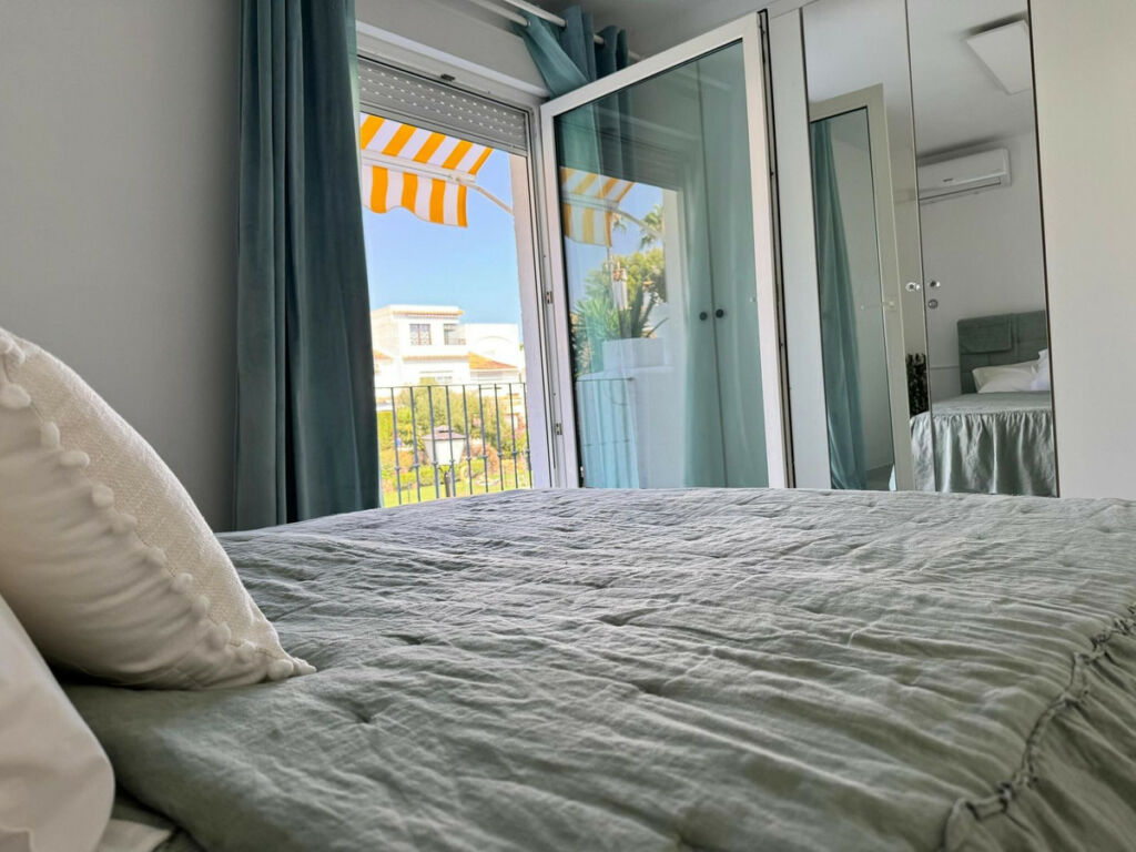 Townhouse Atalaya Málaga - image 12