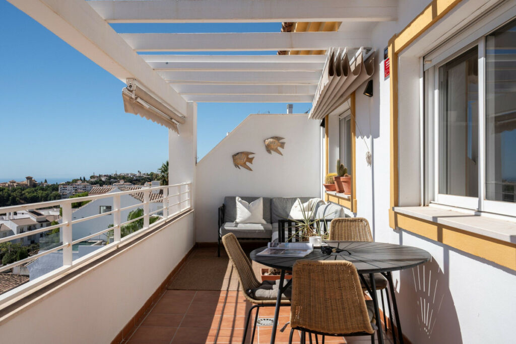 Penthouse Benalmadena Pueblo Málaga - image 14