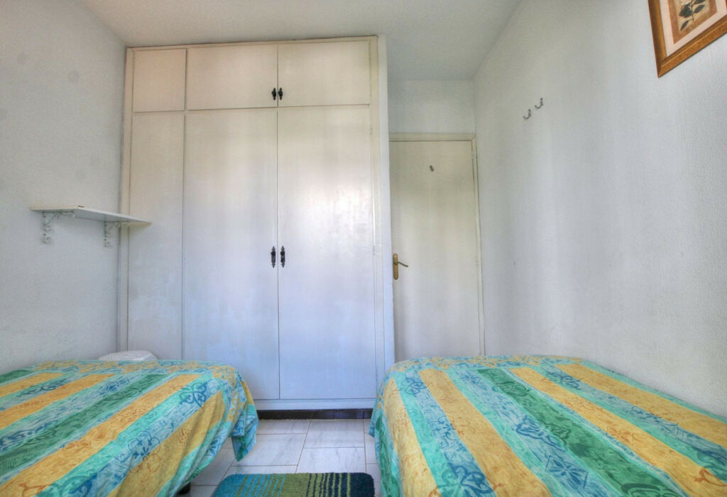 Middle Floor Apartment Torrenueva Málaga - image 14