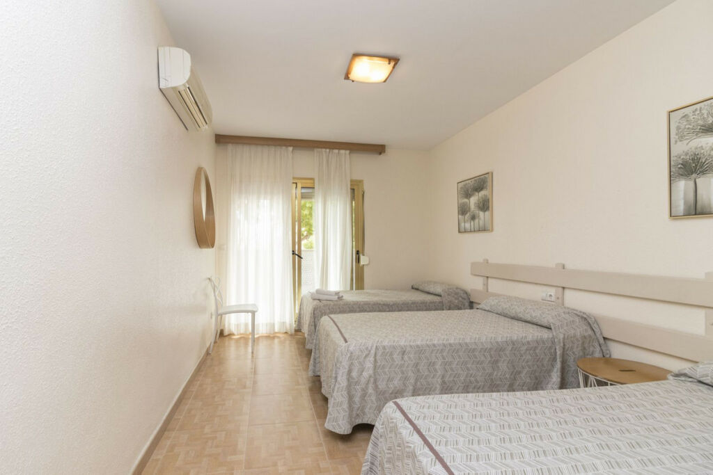 Middle Floor Apartment Fuengirola Málaga - image 14
