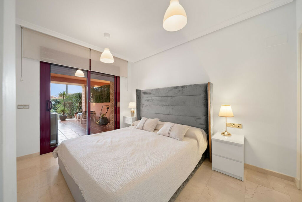 Ground Floor Apartment Casares Málaga - image 14