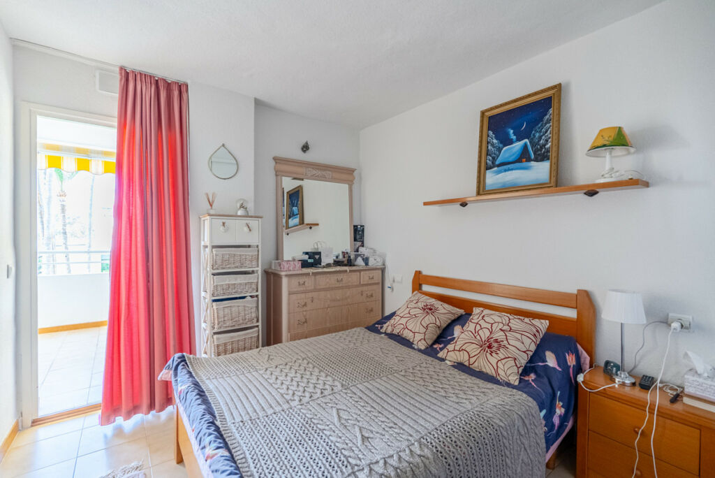Middle Floor Apartment Atalaya Málaga - image 14