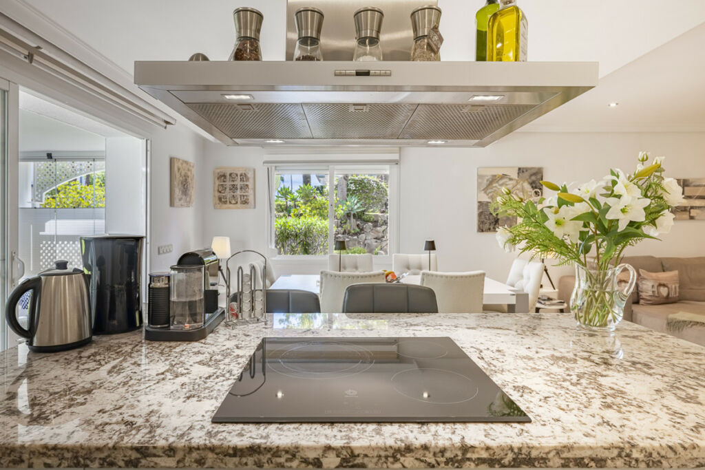 Ground Floor Apartment Estepona Málaga - image 14