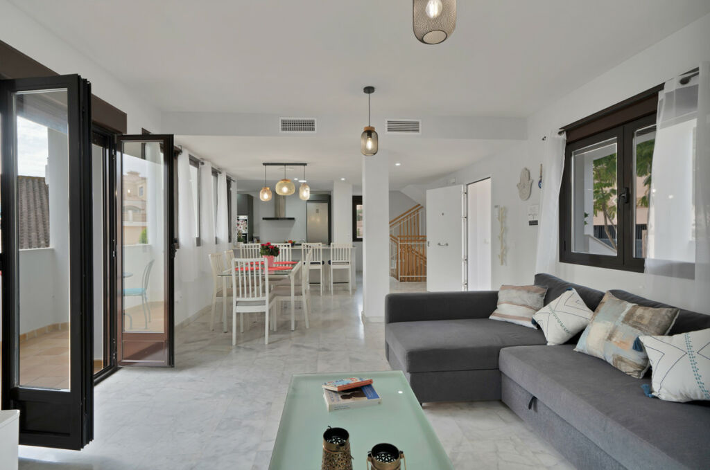 Detached Villa Riviera del Sol Málaga - image 14