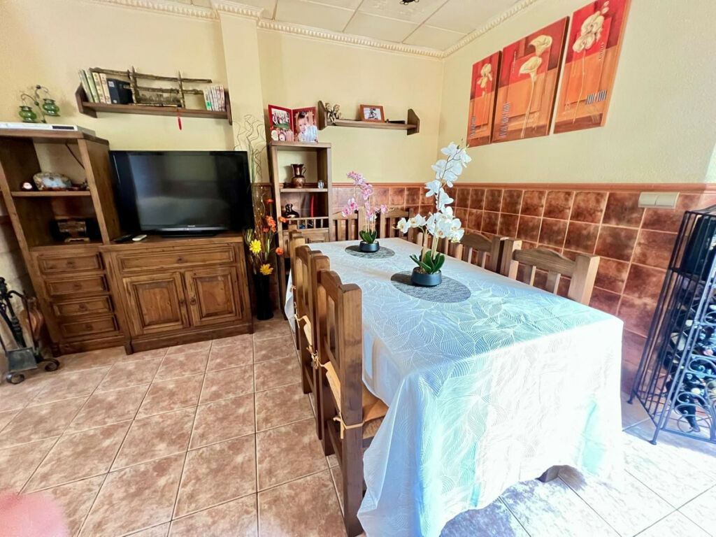 Townhouse Pinoso Alicante - image 14