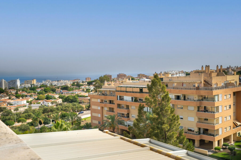 Penthouse El Pinillo Málaga - image 14
