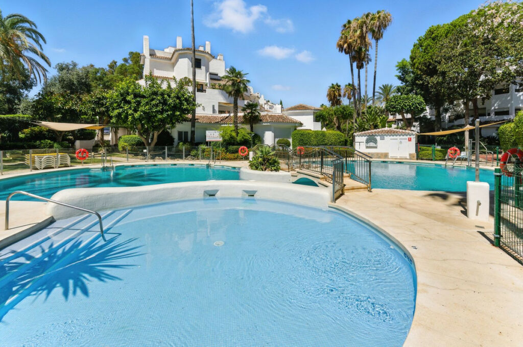 Ground Floor Apartment Elviria Málaga - image 14