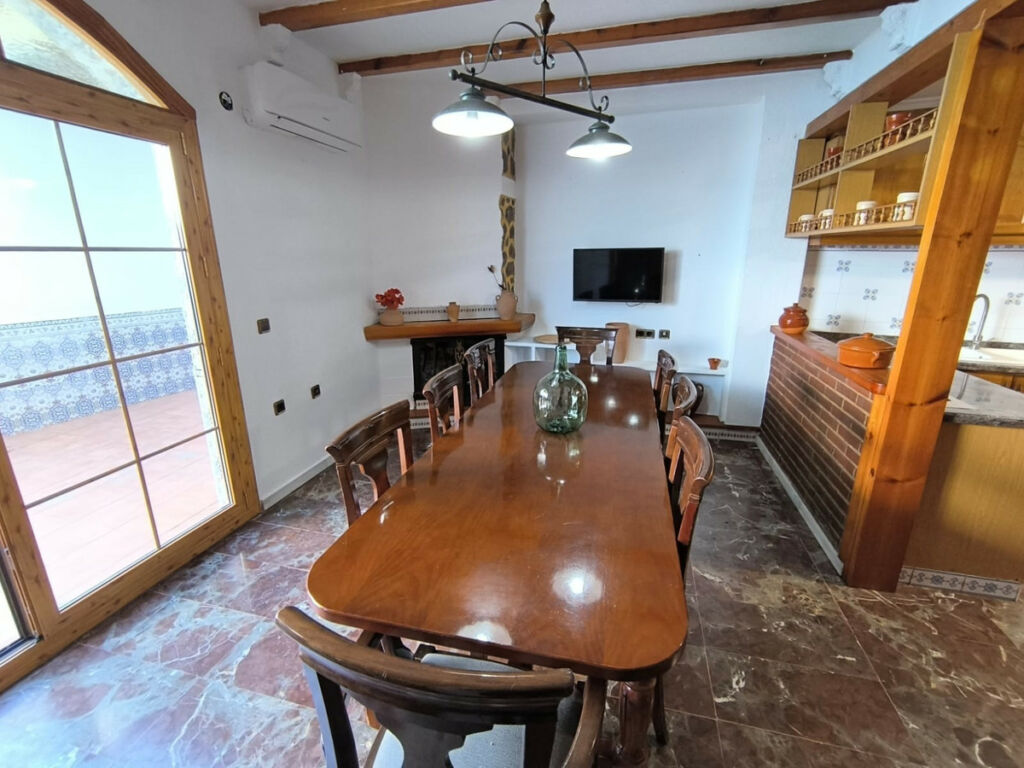 Townhouse Sax Alicante - image 14