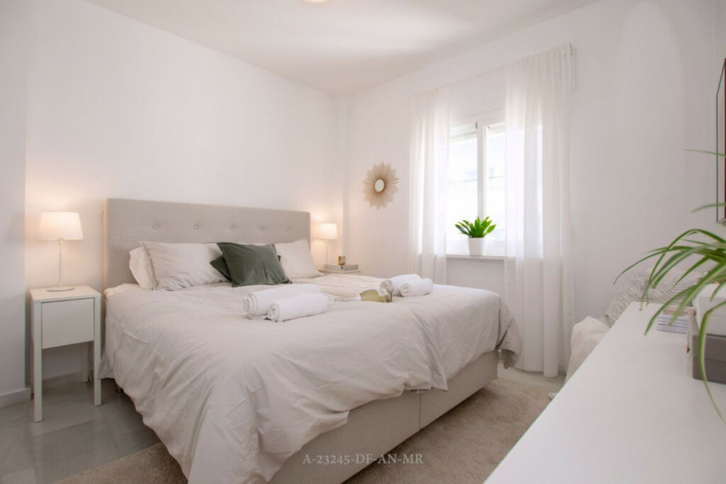 Middle Floor Apartment Miraflores Málaga - image 14