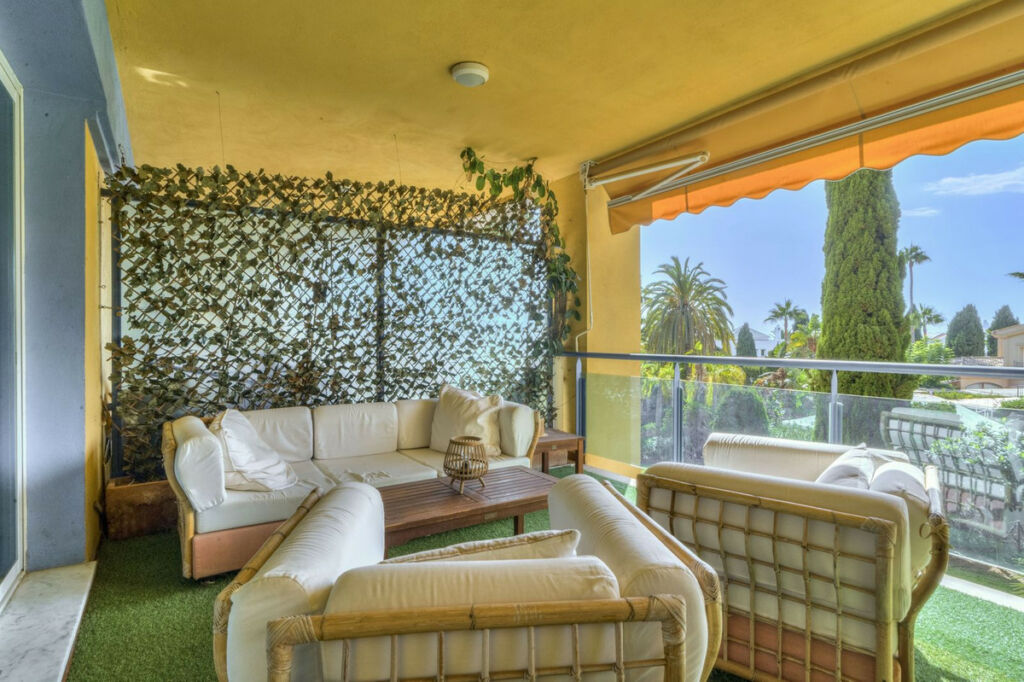Middle Floor Apartment Bahía de Marbella Málaga - image 14