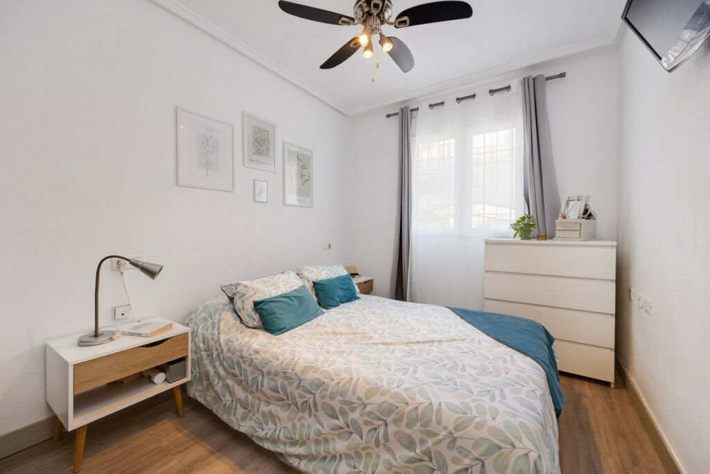 Ground Floor Apartment Torrevieja Alicante - image 14