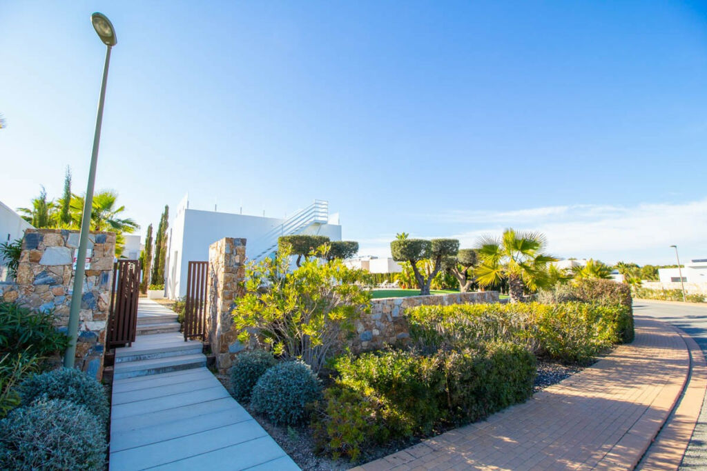 Detached Villa Las Colinas Golf Alicante - image 14