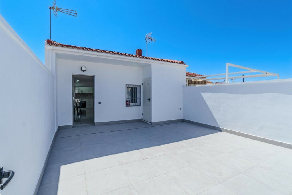 Bungalow Torrevieja Alicante - image 14