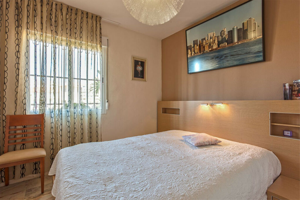 Middle Floor Apartment Benalmadena Costa Málaga - image 15