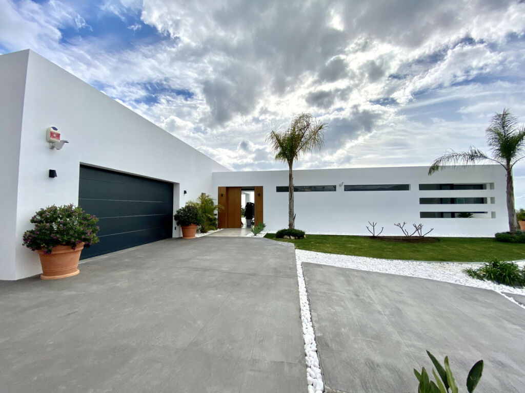 Detached Villa Benahavís Málaga - image 14