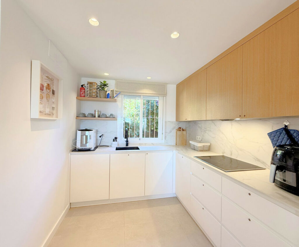 Townhouse Estepona Málaga - image 14