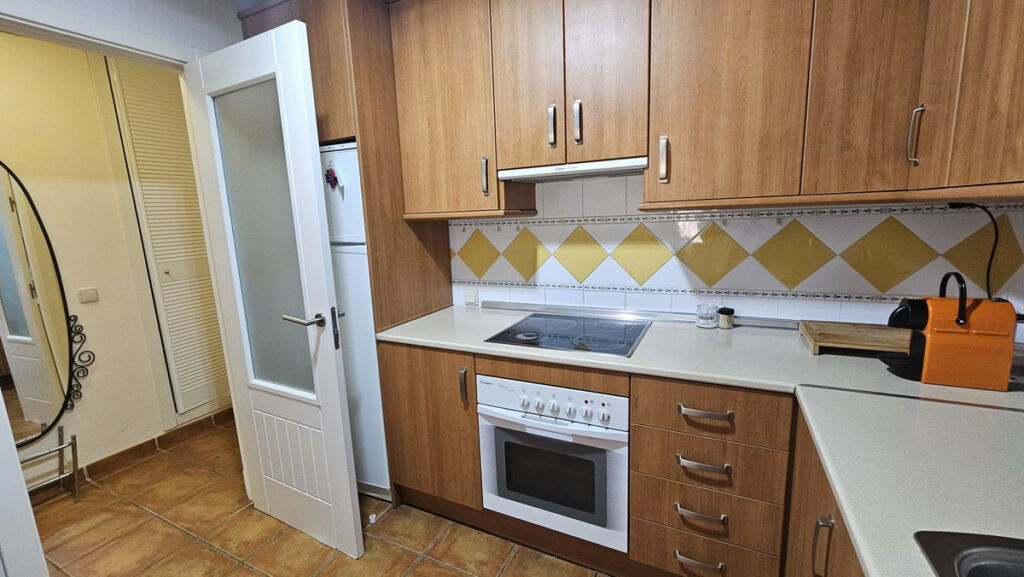 Middle Floor Apartment Estepona Málaga - image 14