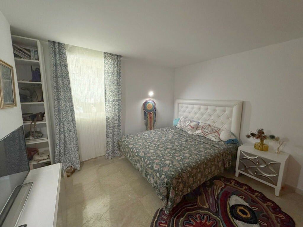 Ground Floor Apartment Benahavís Málaga - image 14
