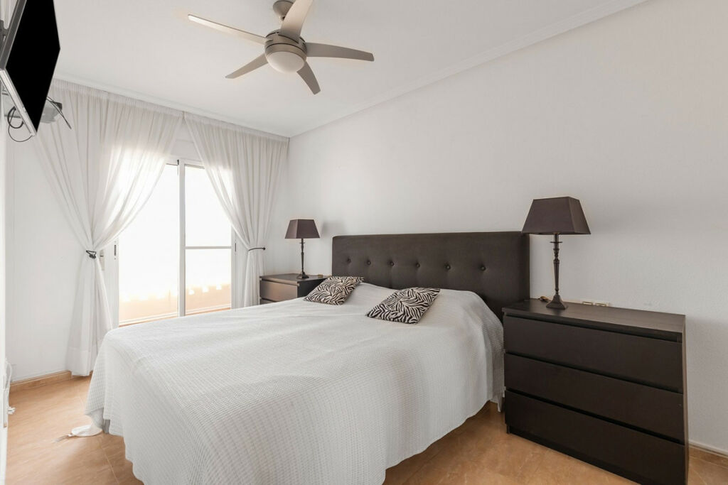 Penthouse Villamartin Alicante - image 14