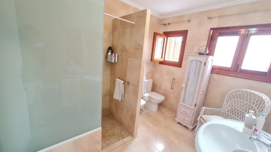 Townhouse Elda Alicante - image 14