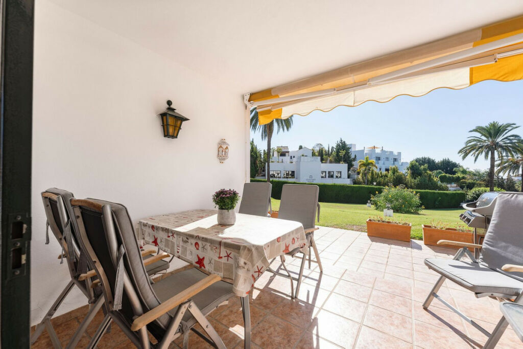 Ground Floor Apartment Nueva Andalucía Málaga - image 14
