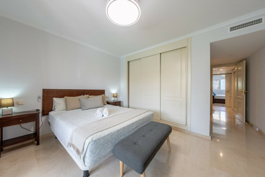 Middle Floor Apartment Sotogrande Marina Cádiz - image 14