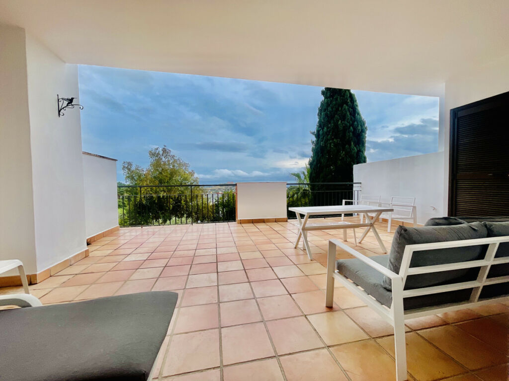 Middle Floor Apartment La Quinta Málaga - image 14