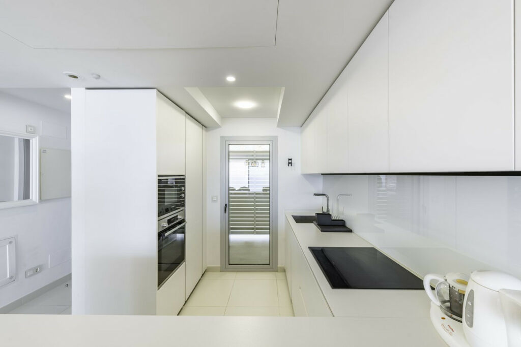 Middle Floor Apartment Higueron Málaga - image 14