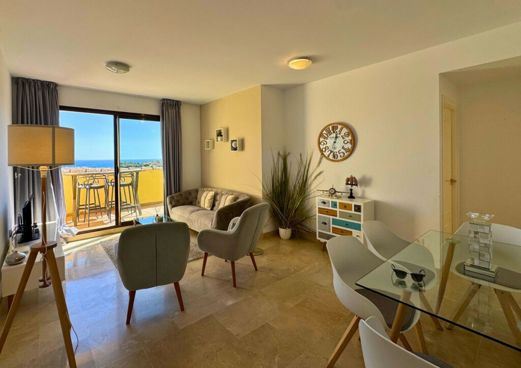Penthouse La Duquesa Málaga - image 14