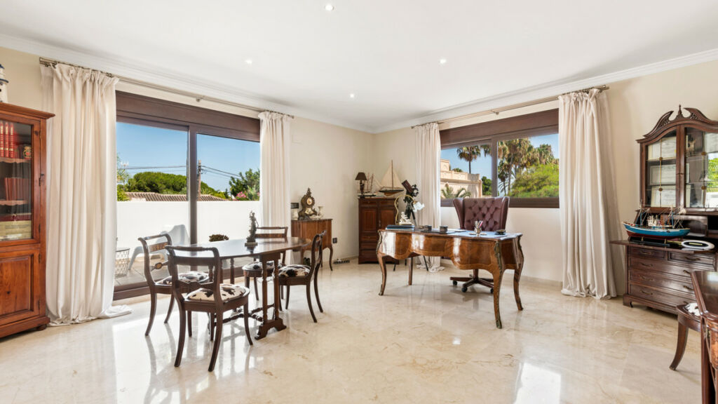 Detached Villa Atalaya Málaga - image 14