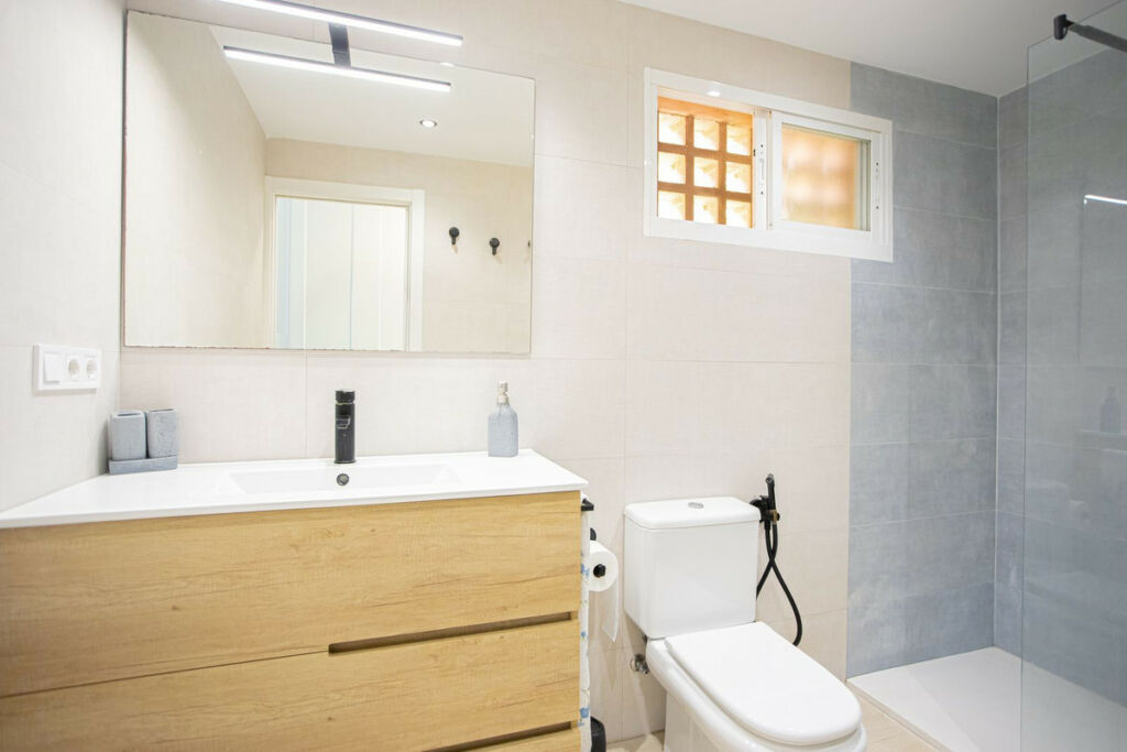 Ground Floor Apartment The Golden Mile Málaga - image 15