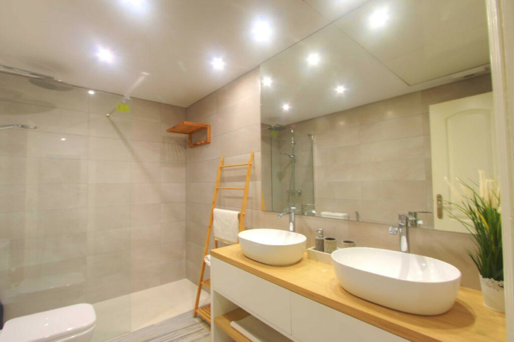 Ground Floor Apartment Elviria Málaga - image 15