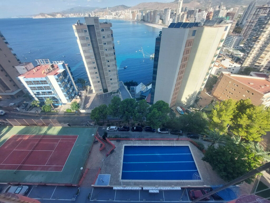 Middle Floor Apartment Benidorm Alicante - image 15