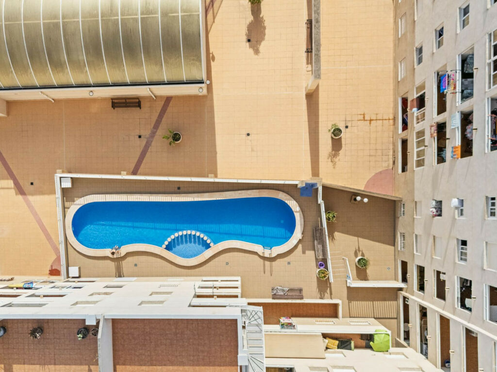 Middle Floor Apartment Torrevieja Alicante - image 15