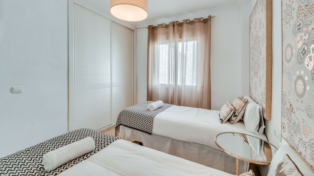 Penthouse Duplex Puerto Banús Málaga - image 15