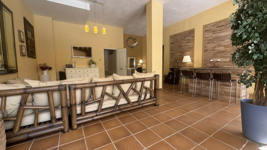 Townhouse Calahonda Málaga - image 15