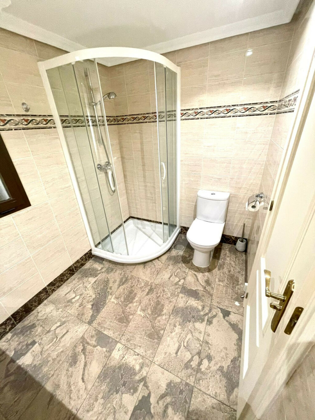 Ground Floor Apartment Benahavís Málaga - image 15