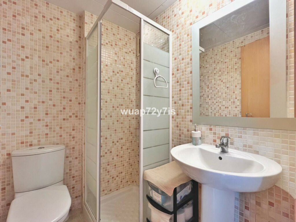 Middle Floor Apartment Casares Playa Málaga - image 15