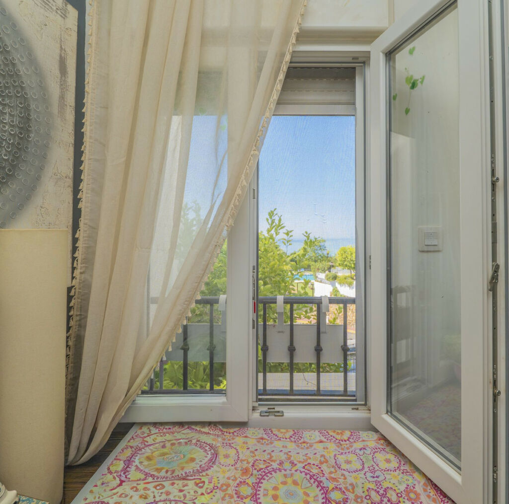 Middle Floor Apartment Altos de los Monteros Málaga - image 15