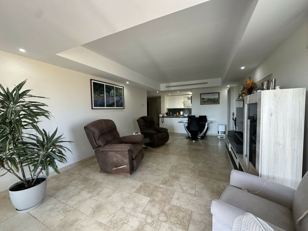 Middle Floor Apartment Casares Málaga - image 15