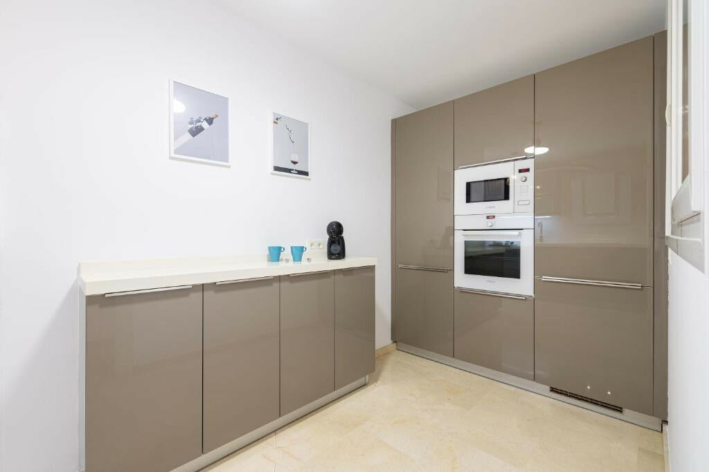 Middle Floor Apartment Fuengirola Málaga - image 15