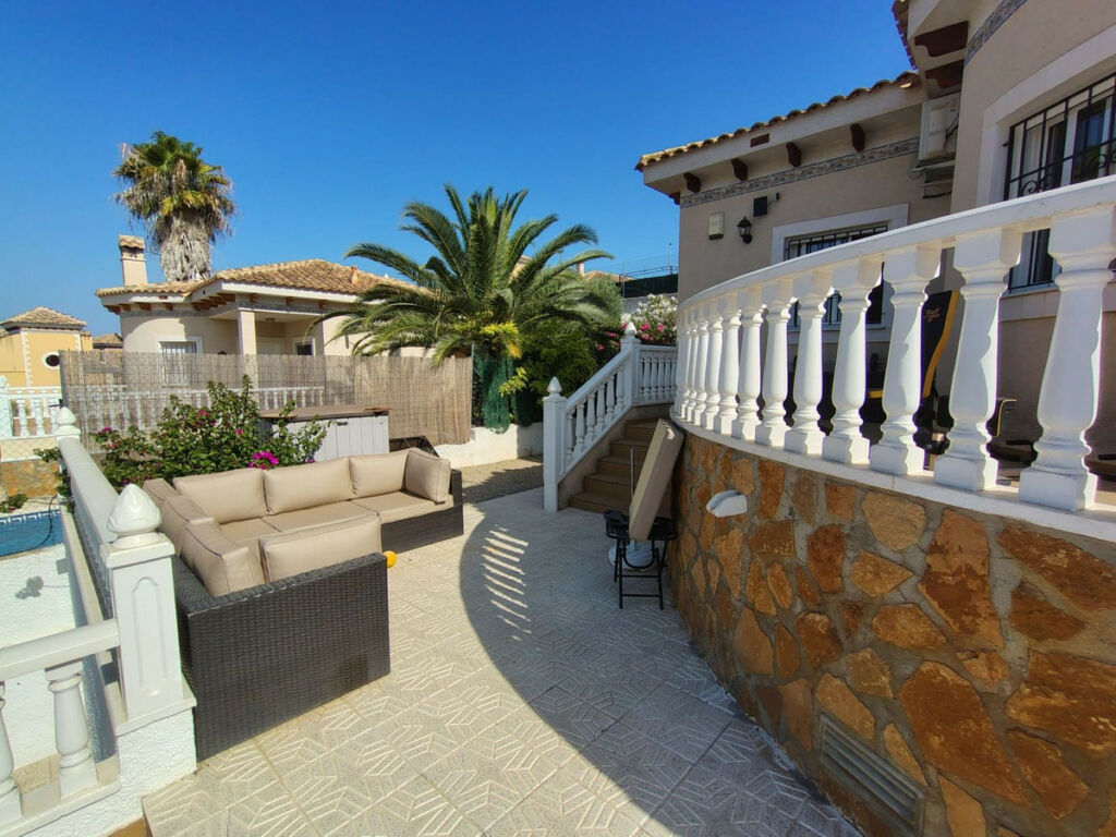 Detached Villa Bigastro Alicante - image 14