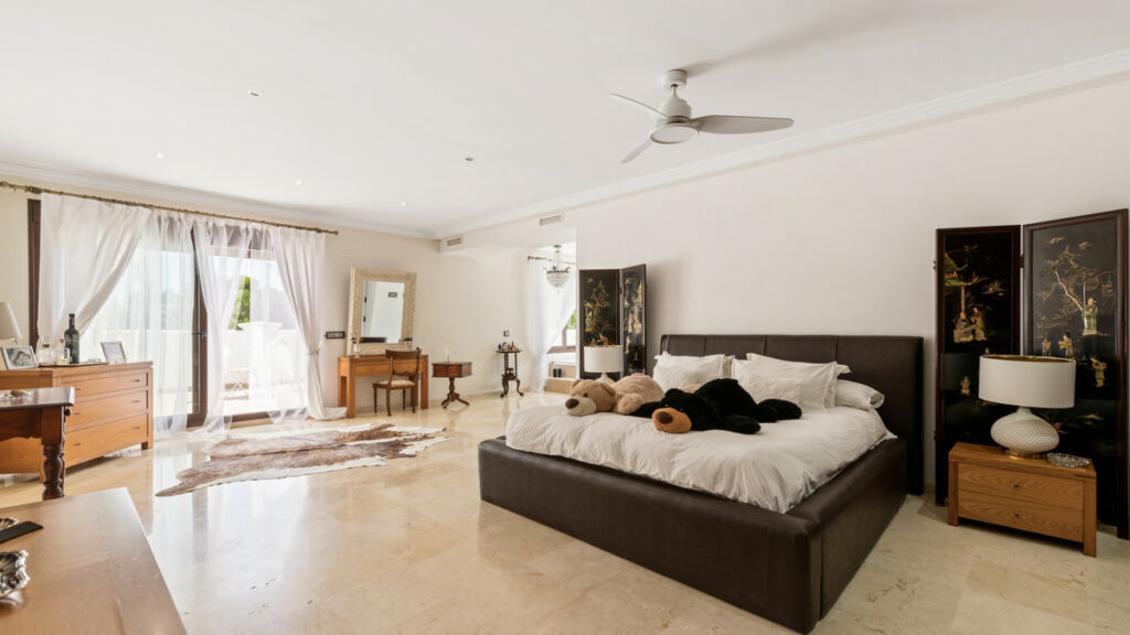 Detached Villa Atalaya Málaga - image 15