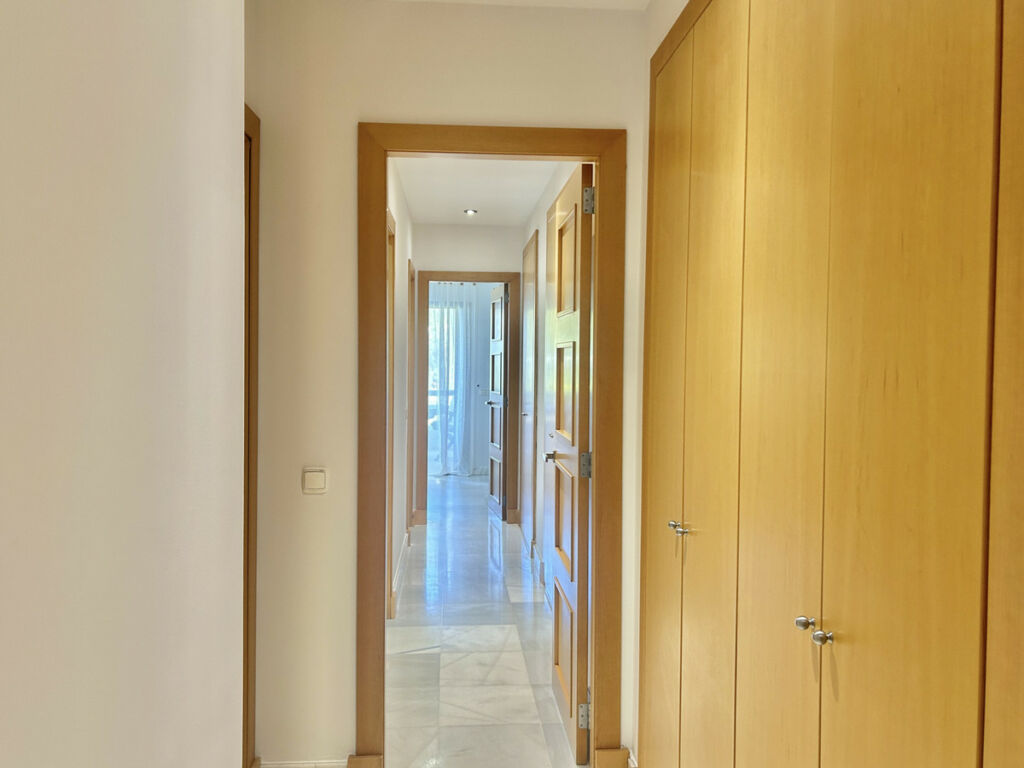 Middle Floor Apartment Sotogrande Costa Cádiz - image 15